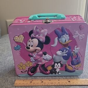Disney Minnie Mouse and Daisy Duck Purple and Pink Tin Lunchbox
